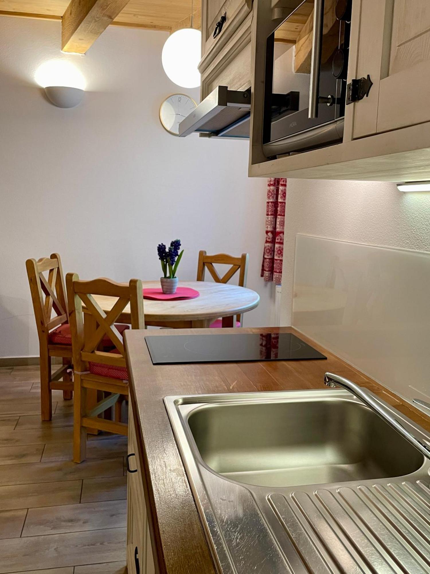 Quota 1010 Apartment Vysoke Tatry Exterior photo